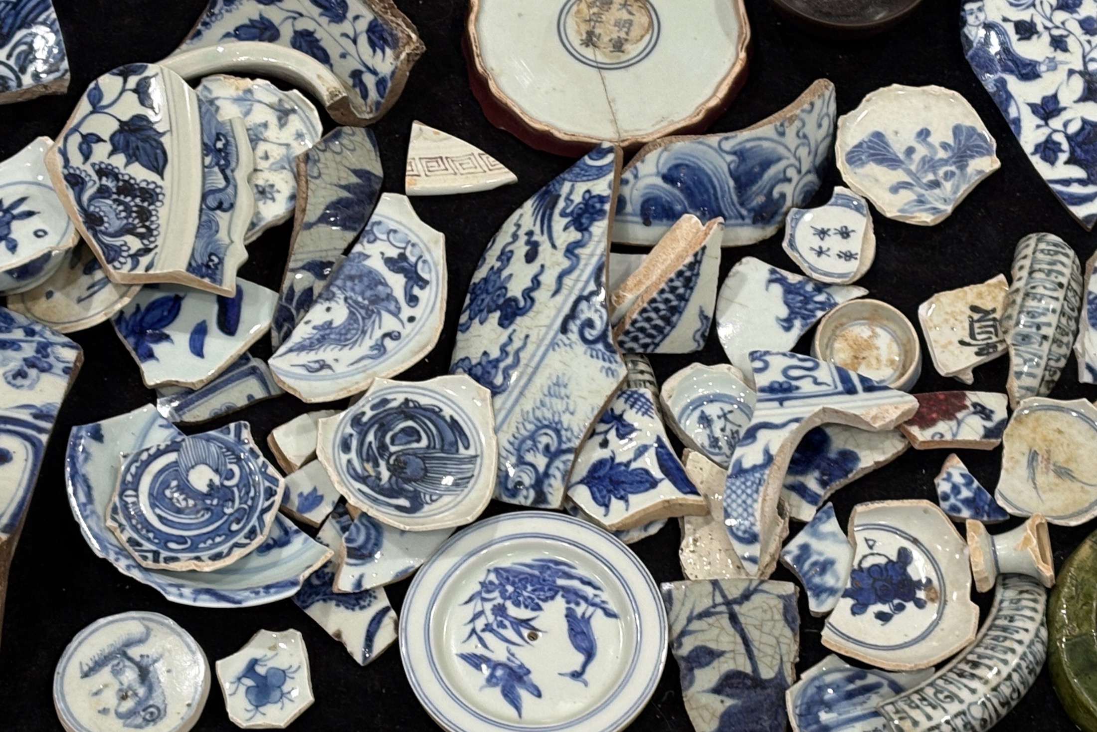 Chinese White Chinese porcelain at Panjiayuan market in Beijing